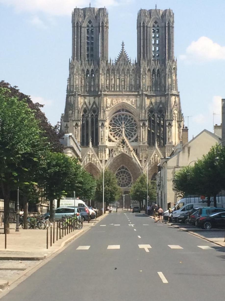 Le Grand Est Scandinave, Centre Ville, Proche Cathedrale Reims Zewnętrze zdjęcie